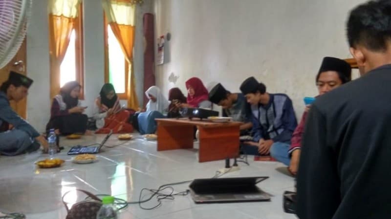 Pelajar NU Astanajapura Cirebon Gelar Pelatihan Jurnalistik