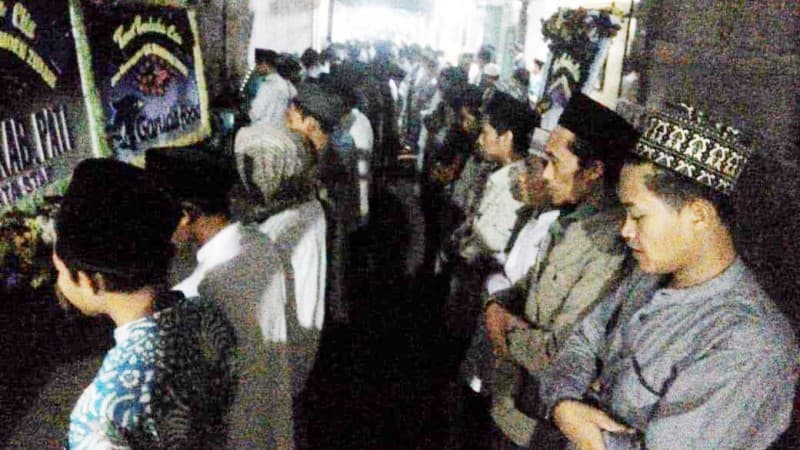 Malam Ini Pesantren Al-Anwar Gelar Tahlilan untuk Mbah Moen