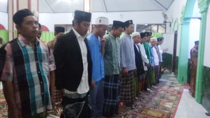 Nahdliyin di Berbagai Daerah Gelar Shalat Ghaib