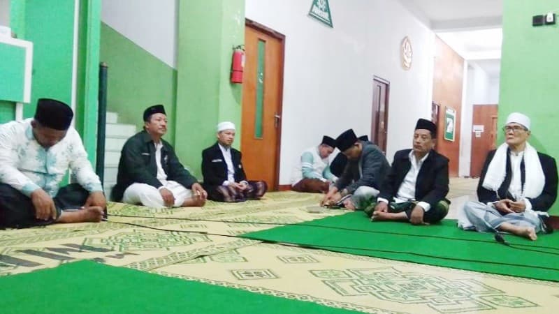 Tahlilan 7 Hari Wujud Cinta Nahdliyin ke Mbah Maimoen