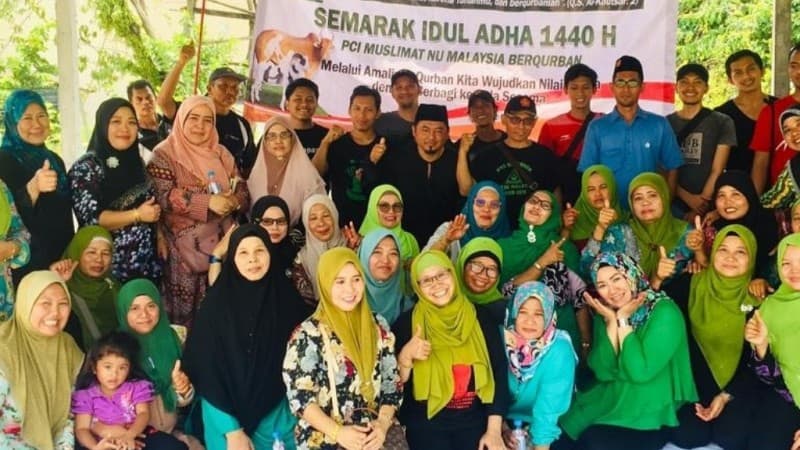 Muslimat NU Malaysia Sedekah Daging Kurban untuk 200 Anak Yatim