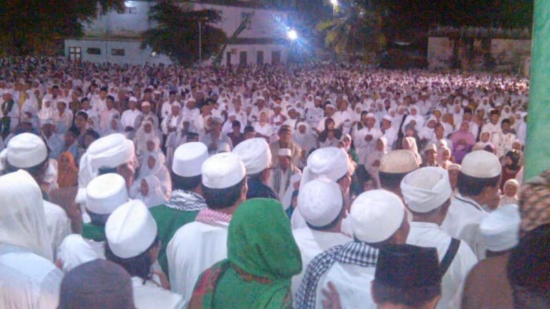 Tasawuf Transformatif di Majelis Manaqib Kiai Muzaki dan Maiyah Cak Nun