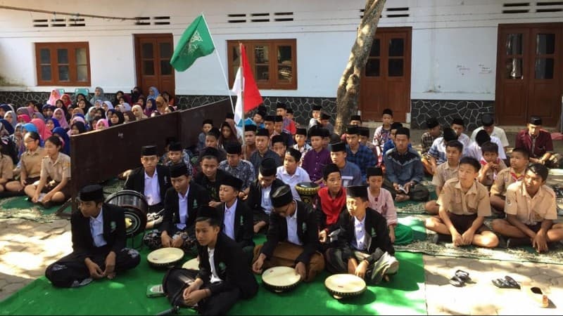 Kunjungi Buntet Pesantren, SMP Santo Thomas Jalin Persaudaraan