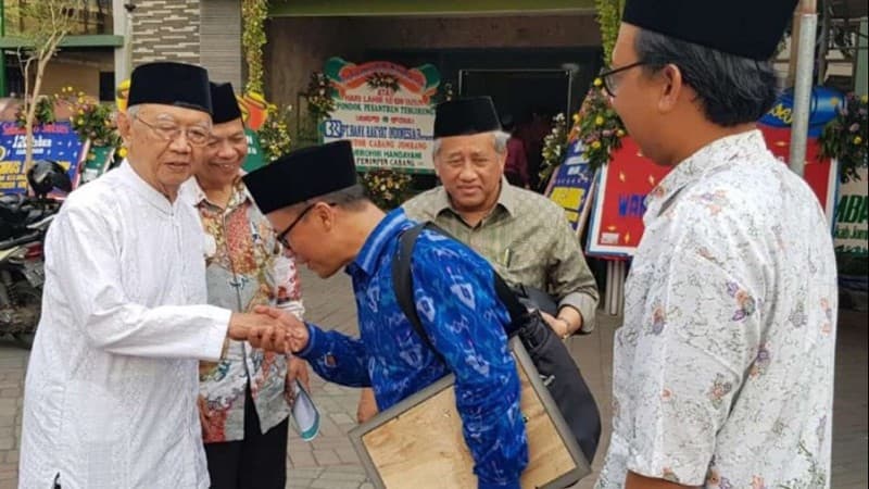 Cara Unik Kiai Hasyim Asy'ari Mencetak Tokoh Besar 