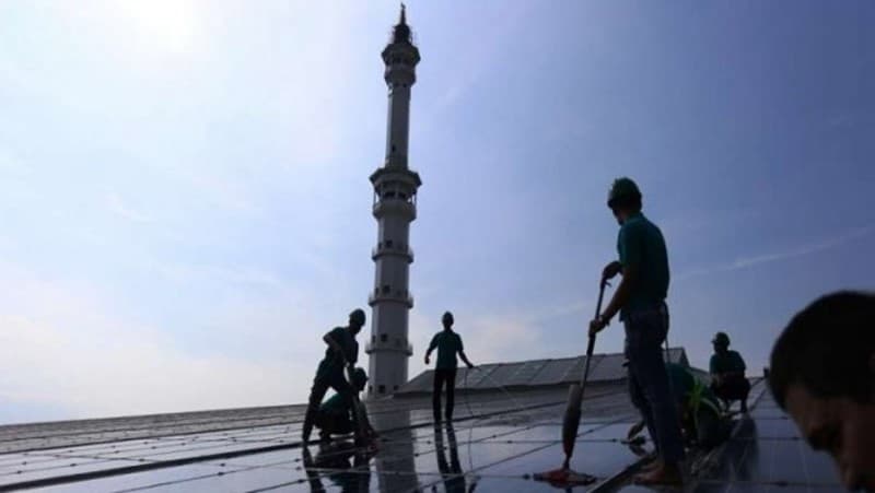 Sejumlah Pesantren di Jateng Terima Bantuan Listrik dari Pemerintah