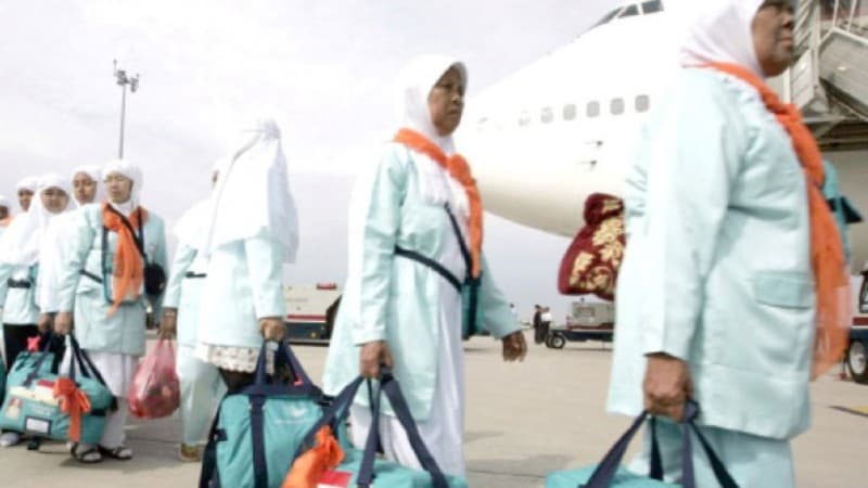 Dua Kisah Haji Kaya Pelit