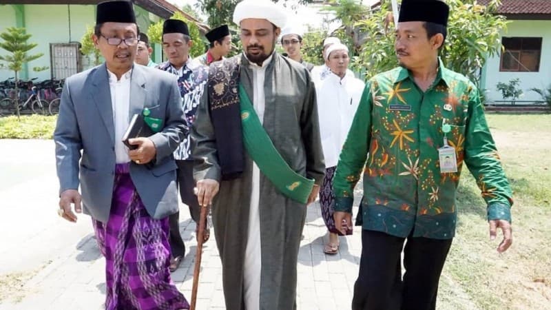 Hadir di MAN 1 Kota Pekalongan, Habib Murtadho Yaman Ijazahkan ‘Ratibul Attas’
