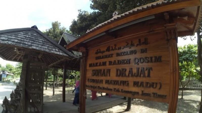 Mengimplementasikan Ajaran Sosial Religius Sunan Drajat