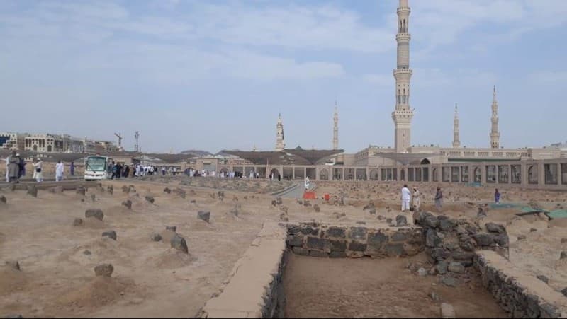 Jika di Makkah Ada Pemakaman Ma'la, di Madinah Ada Baqi