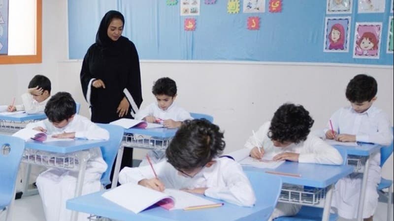 Pertama Kali, Guru Perempuan Ajar Siswa Laki-laki di Sekolah Negeri Saudi