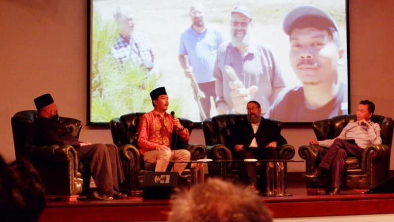 Kebencian Masih Ada, Buat Hal Positif dan Langitkan yang Terbaik