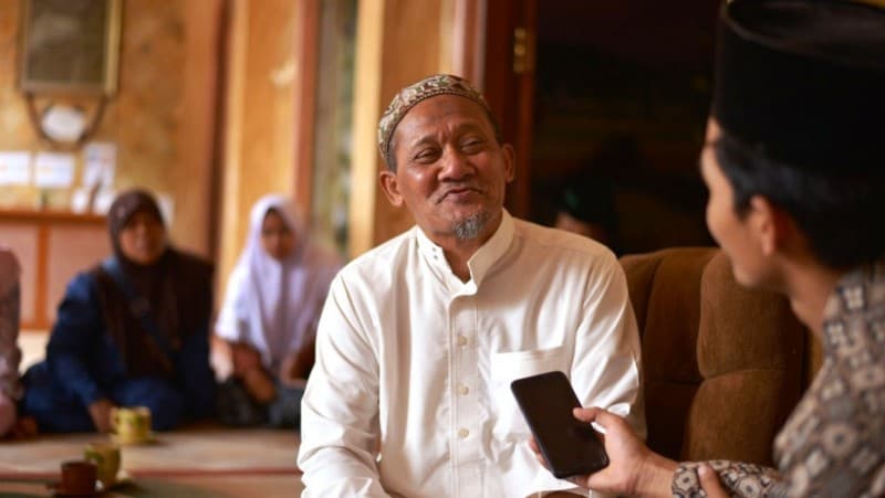 Belajar dari KH Maimoen Zubair dalam Mendidik Santri