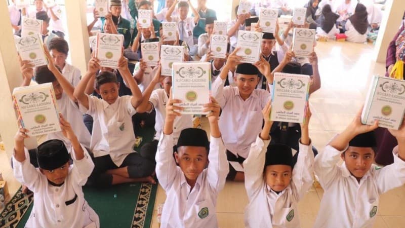 Pesantren Al-Mizan dan LAZISNU Majalengka Santuni 150 Yatim