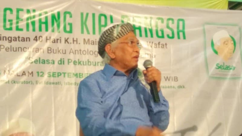 Gus Mus: Mbah Moen Saudaranya Sekemanusiaan