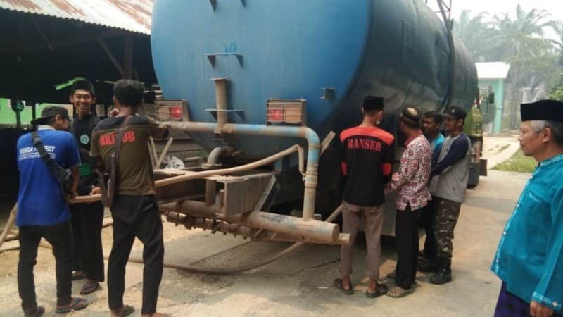 Kekeringan di Pesantren Siak, LAZISNU Bantu Air Bersih