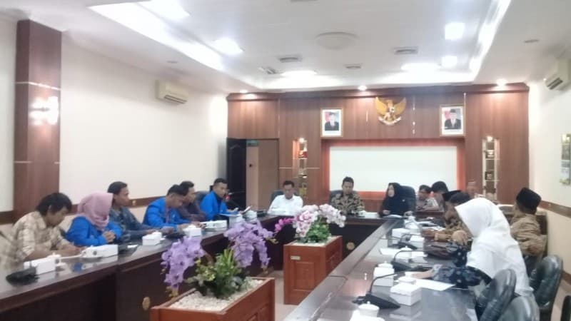 Redam Sengketa Tanah, PMII Jember Audiensi dengan DPRD