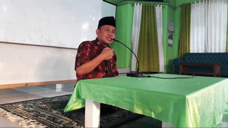 Rais NU Jakarta Barat: Jangan Hanya Tergiur Tawaran Beasiswa