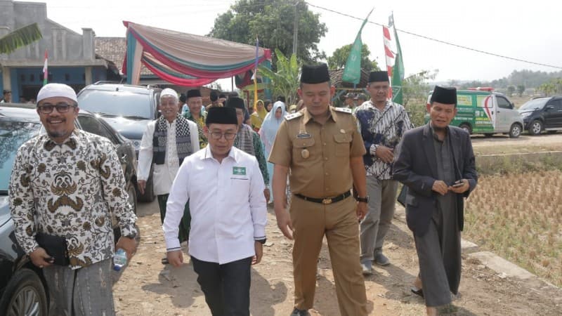 UU Pesantren Pertegas Kesamaan Status Santri dengan Pelajar dan Mahasiswa