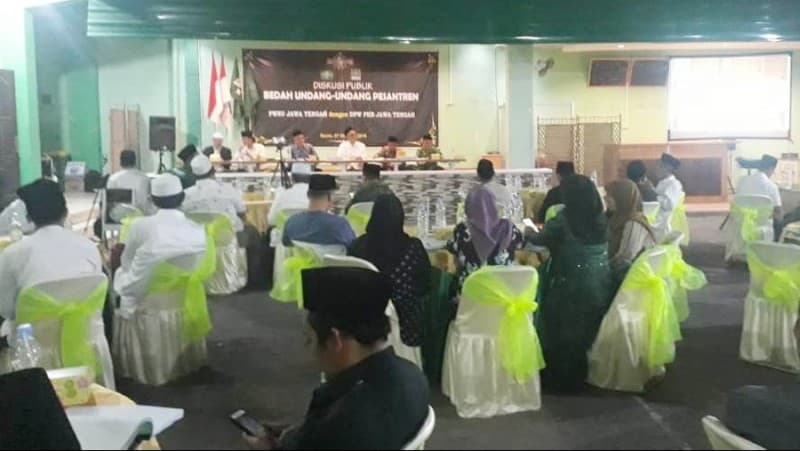 UU Pesantren Bukan untuk Penegerian Pesantren