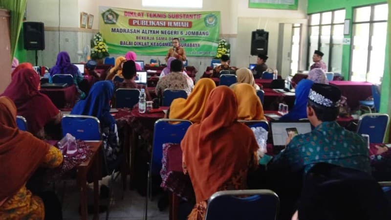 Tingkatkan Budaya Literasi, MAN 6 Jombang Gelar Diklat Publikasi Ilmiah