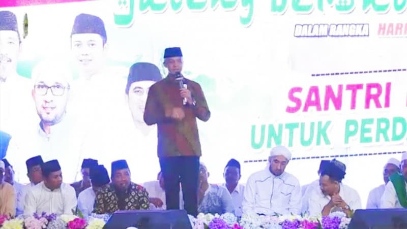 Jateng Bershalawat, Ini Pesan Ganjar kepada Santri