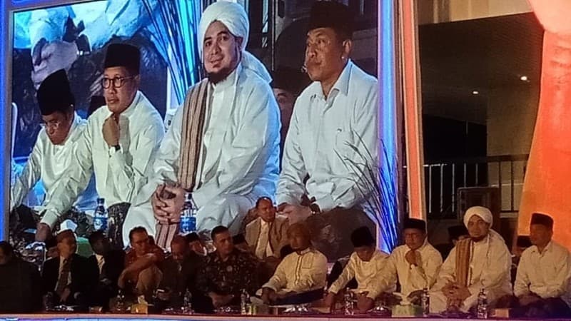 Miliki Ilmu Tinggi, Habib Jindan: Harus Berakhlak Mulia