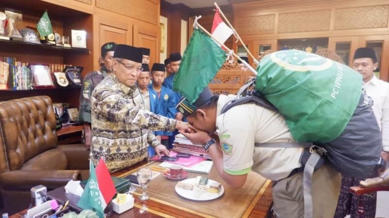 Kader CBP Surabaya Tiba di PBNU, Kiai Said: Para Wali Biasa Berkelana