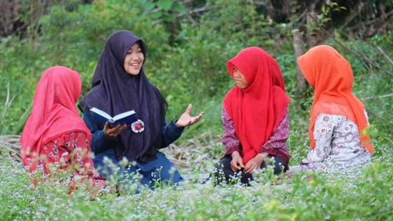 Multilingualisme Santri dan Misi Perdamaian Dunia