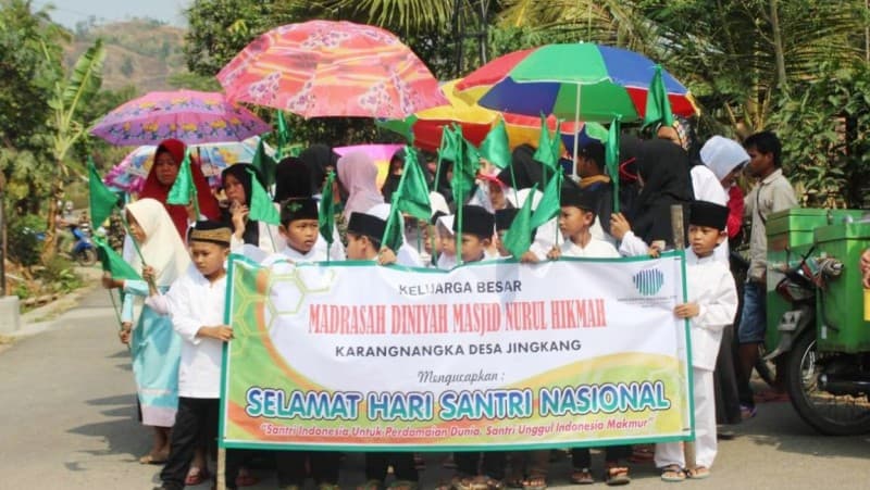 Tak Cukup Kitab Kuning, Santri Juga Harus Menguasai Ilmu Pengetahuan Lainnya