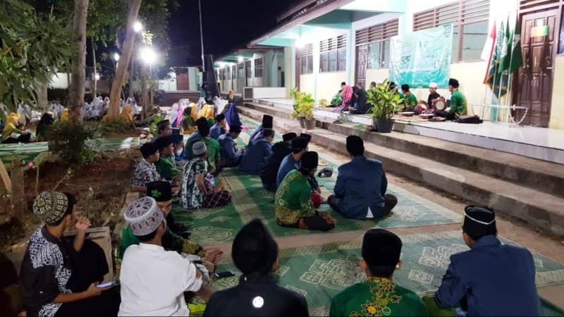 Shalawat Keliling, Cara IPNU-IPPNU Gresik Ajak Pelajar Cinta Nabi