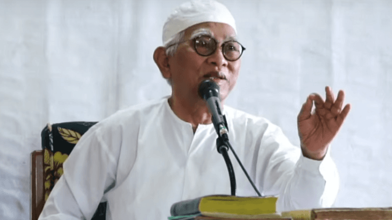 Gus Mus: Jangan Minder dengan Predikat Santri