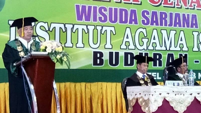 Berkiprah dan Belajar, Kunci Sukses Sarjana dan Santri