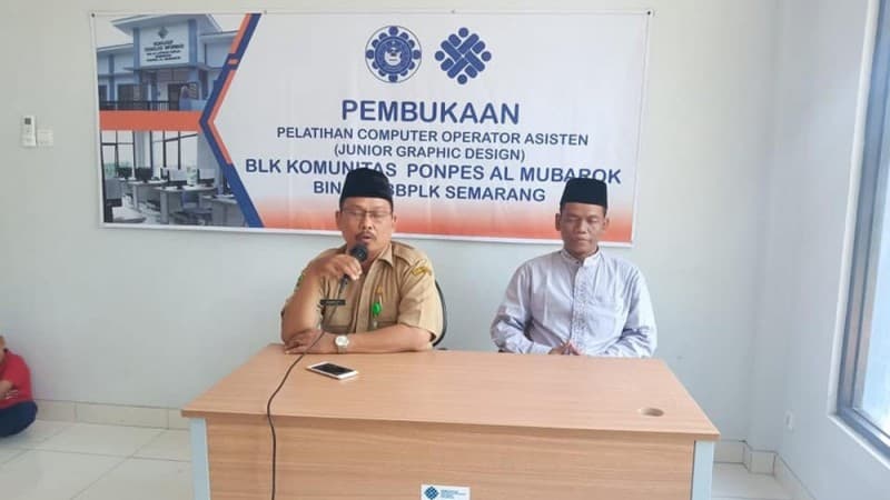 Usai Diresmikan, BLK Al-Mubarok Gelar Pelatihan Komputer bagi Santri