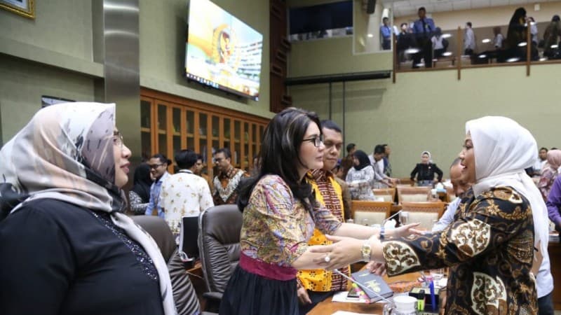 Menaker Ida Fauziyah Apresiasi Meningkatnya Anggota DPR Perempuan