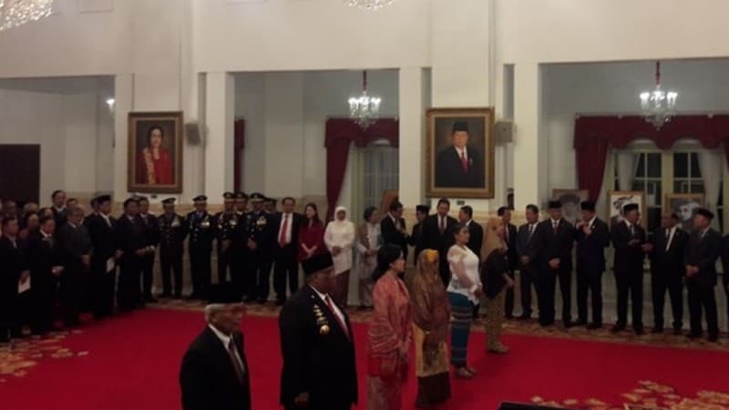 Tokoh-tokoh yang Dianugerahi Gelar Pahlawan Nasional Selain KH Masjkur