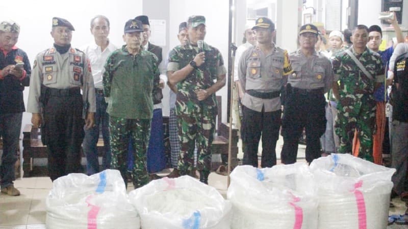 Habib Luthfi, Zakat Fitrah, dan Anak Yatim