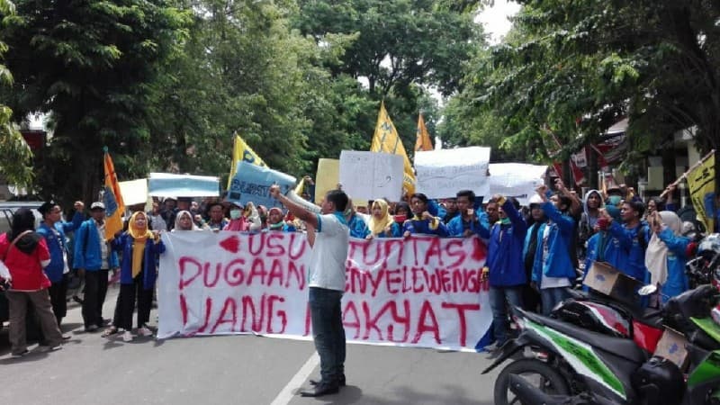 Gelar Aksi Turun Jalan, PMII Bojonegoro Kritisi Pengelolaan APBD