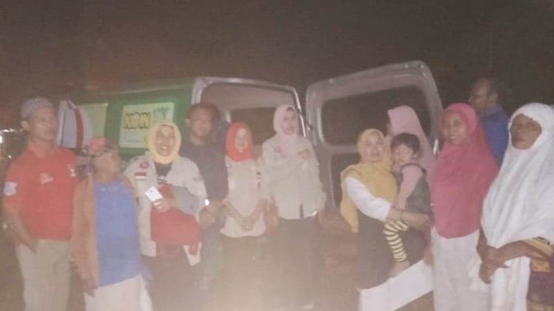 Ambulans LAZISNU Pringsewu Kirim Pasien ke RSPAD Jakarta
