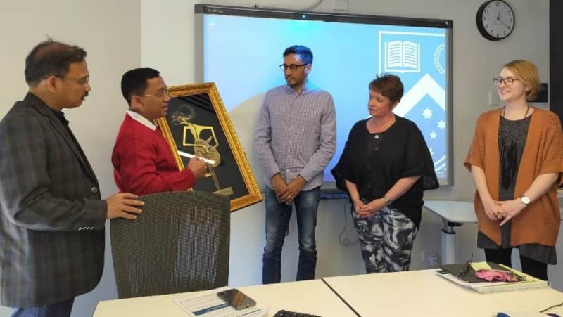 Monash University Apresiasi Short Course Riset Kemenag