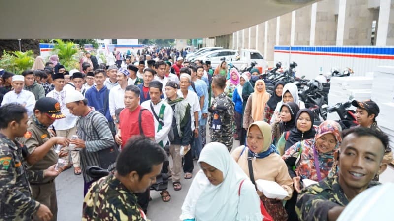 Hadiri Maulid Akbar, Ribuan Jamaah NU Mulai Padati Istiqlal Sejak Sore