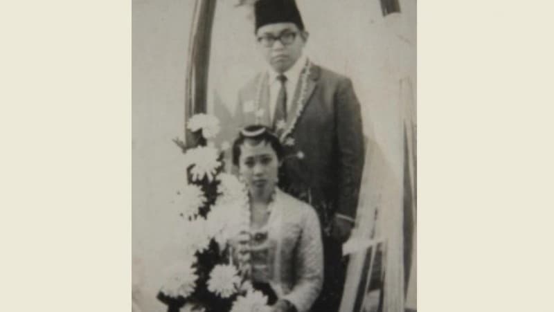 Usaha Gus Dur Meraih Cinta Sinta Nuriyah Lewat Permainan Catur