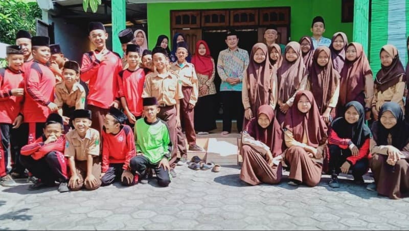 Ketua NU di Jombang Berikan Resep Sukses Dunia Akhirat