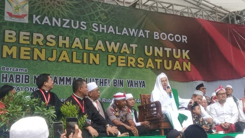 Habib Luthfi Ajak Masyarakat Jaga Persatuan dan Kesatuan Bangsa
