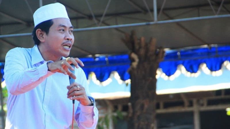 KH Anwar Zahid: Dekat dengan Kiai Cara Becermin kepada Rasulullah