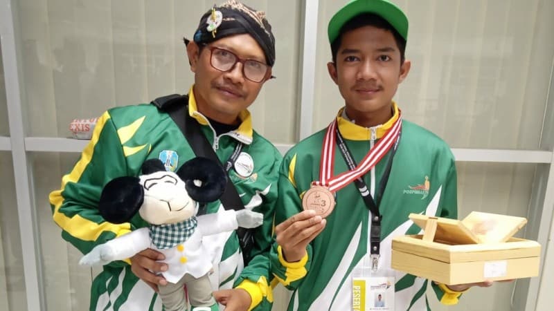 Harumkan Jawa Timur, Santri Bahrul Ulum Raih 2 Emas dalam Pospenas