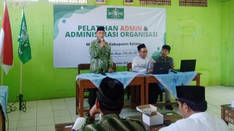 NU Batang Ajak Pengurus MWCNU Sinau Administrasi 