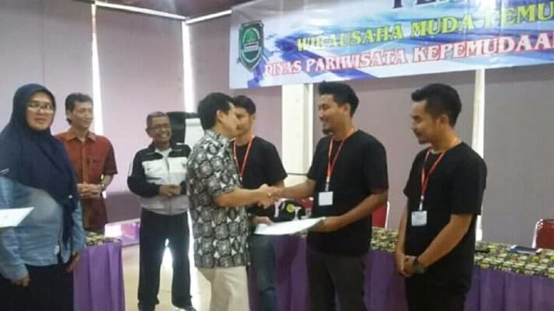 Dua Kader Ansor Terpilih Jadi Wirausahawan Muda Terbaik Subang
