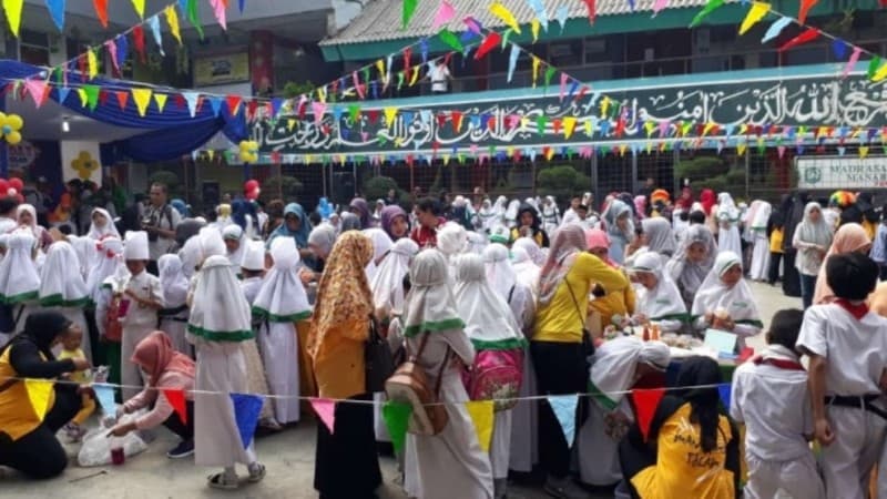 MI Manaratul Islam Tunjukkan Program Unggulan Berstandar Internasional