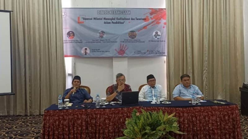 Milenial Jangan Setengah Hati Lawan Terorisme