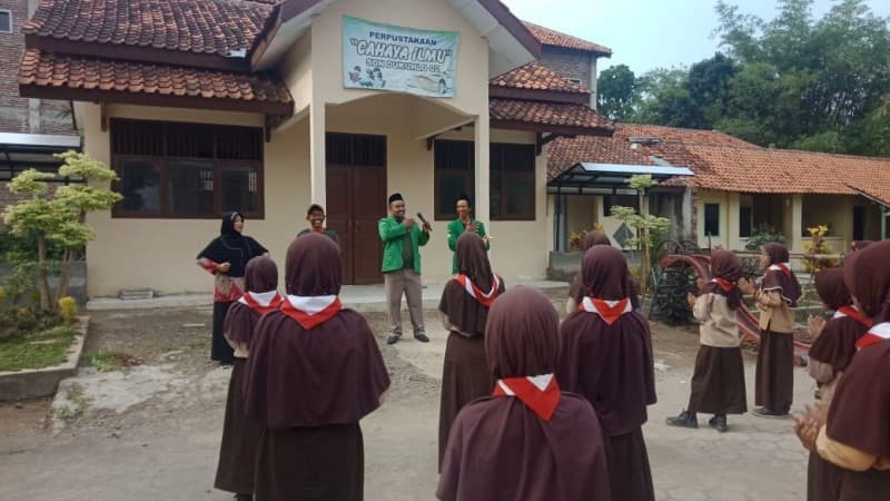 Pemuda Ansor Dukuhlo Kampanyekan Hidup Sehat pada Siswa SD